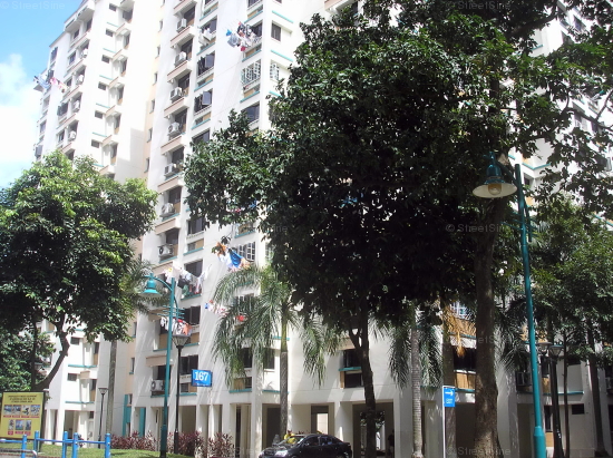 Blk 167 Hougang Avenue 1 (Hougang), HDB 4 Rooms #236552